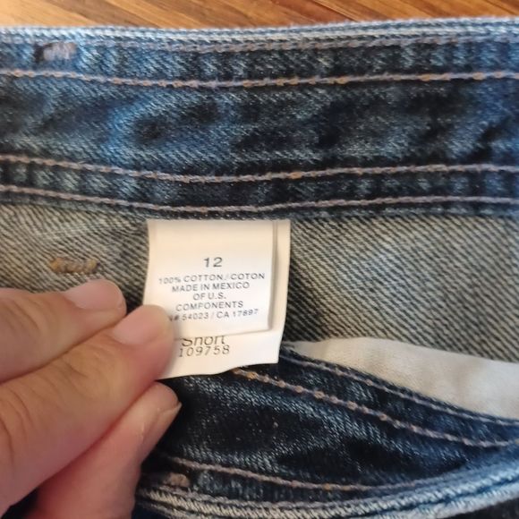 Vintage OLD NAVY BLUE JEANS Shorts Size 12- Made Mexico- Tulip Poket - Picture 14 of 14